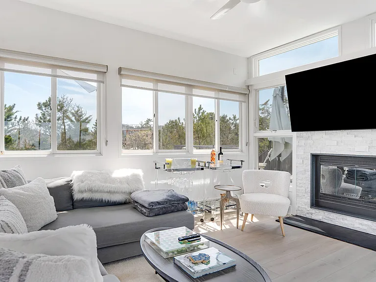23 Deerfield Ln — Photo 8