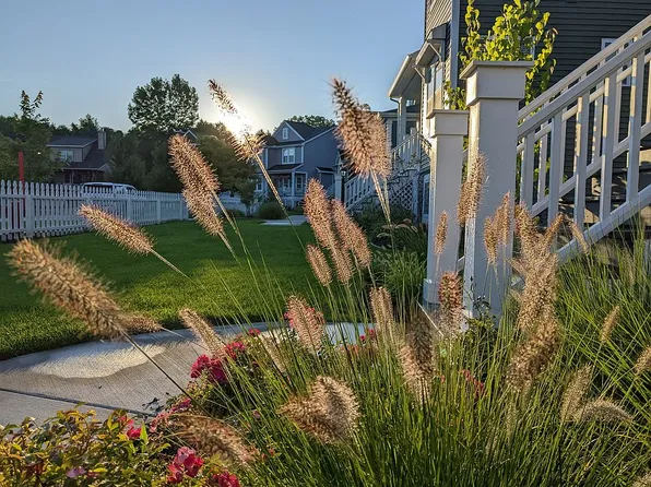 455 Summer Grove Dr, Douglas, MI 49406