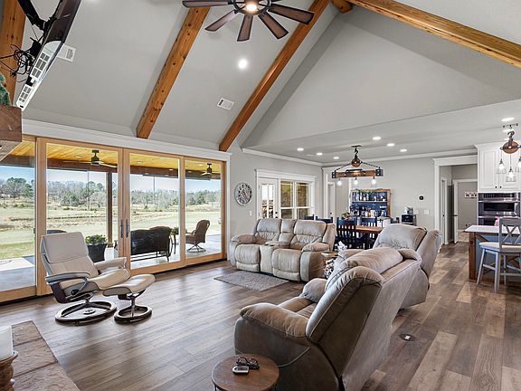 5th image of 4503 Dogwood Ln