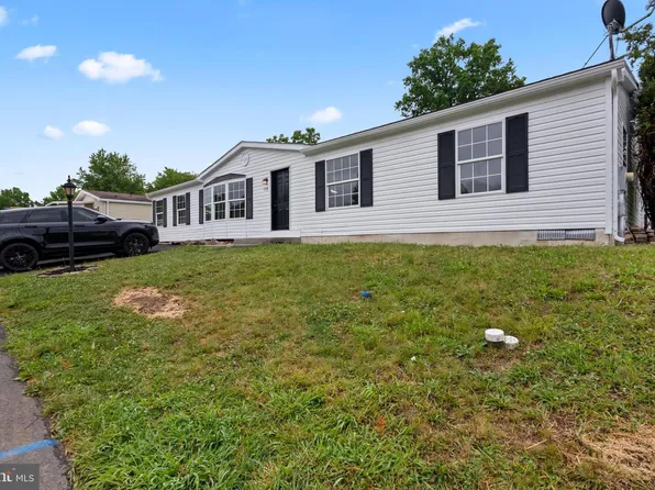 138 Heister Rd, Birdsboro, PA 19508