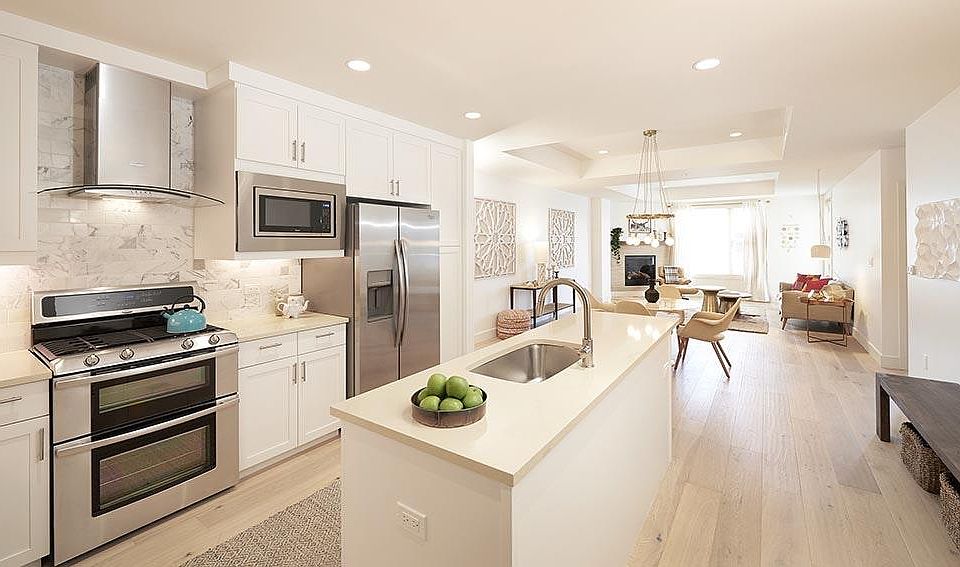 Peloton model unit - furnished kitchen