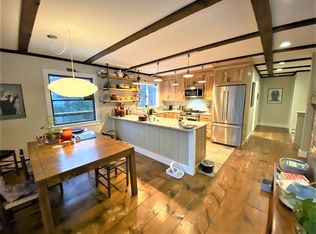 12 Fawn Ln, West Dover, VT 05356