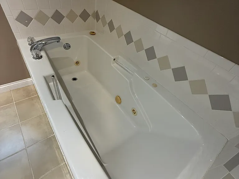 1365 Honey Locust Ct — Photo 20