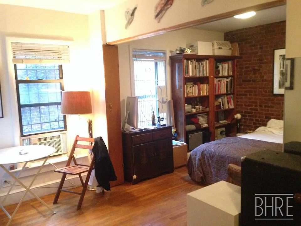 1st image of 230 Pacific St APT 3