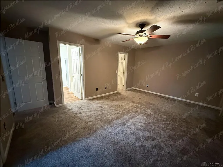 3433 Surry Ridge Way — Photo 26