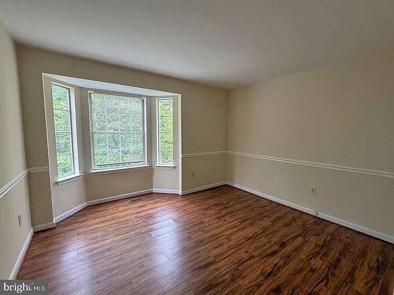 4100 Hunters Hill Cir #4100 — Photo 15