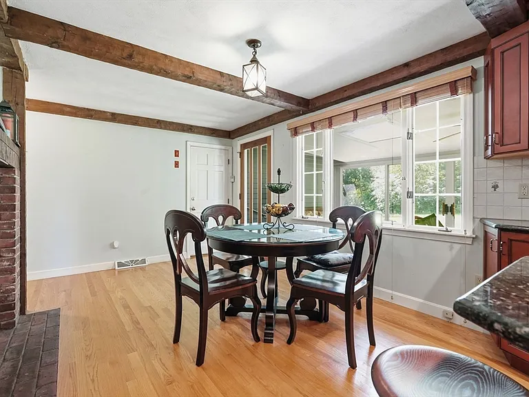 173 Mill Ln — Photo 8