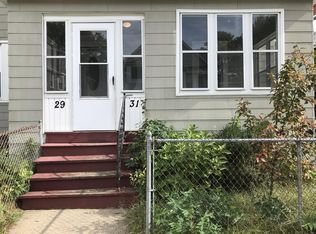 29-31 Dearborn St, Springfield, MA 01109