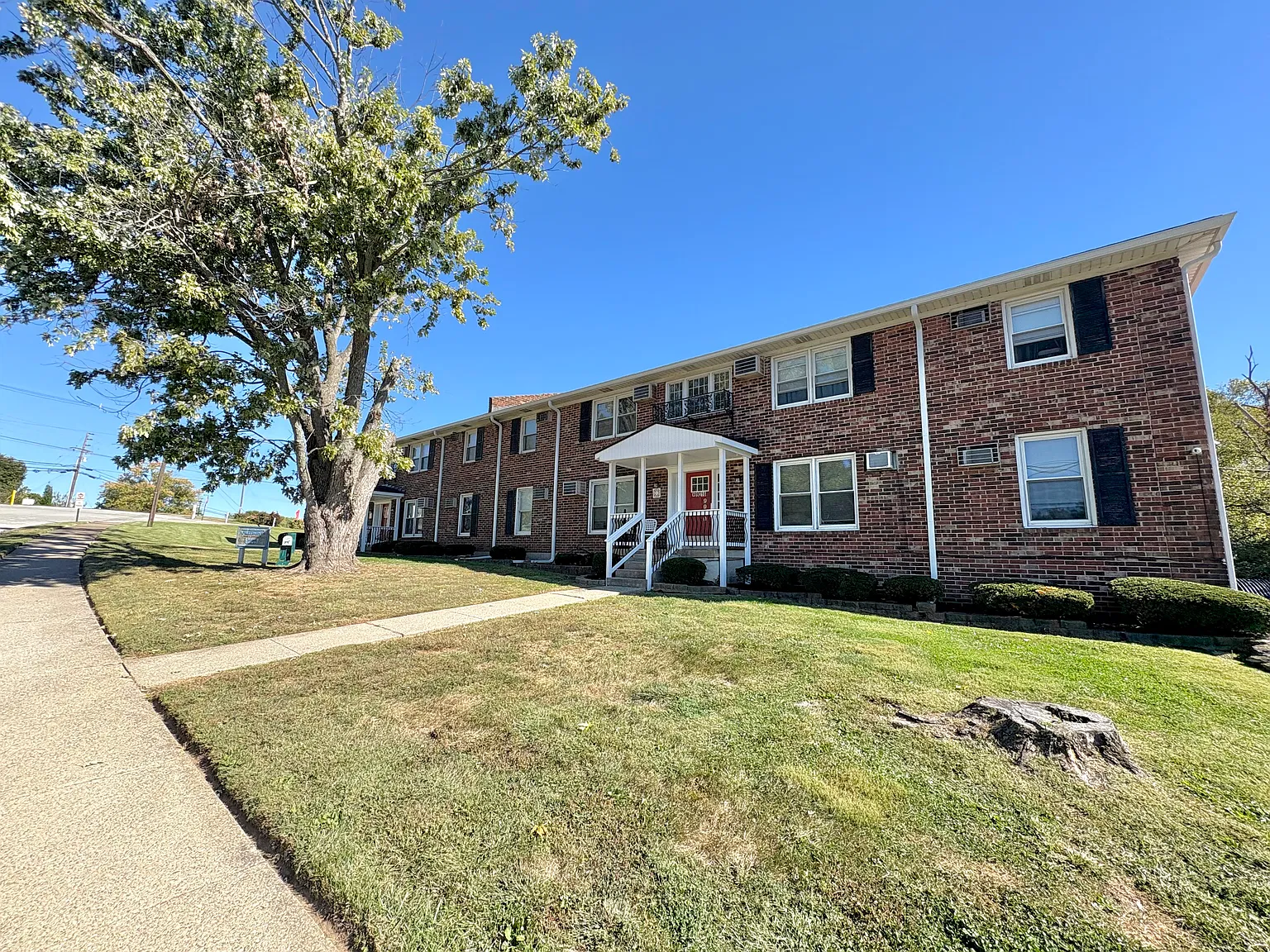 9900 Merioneth Dr — Photo 1