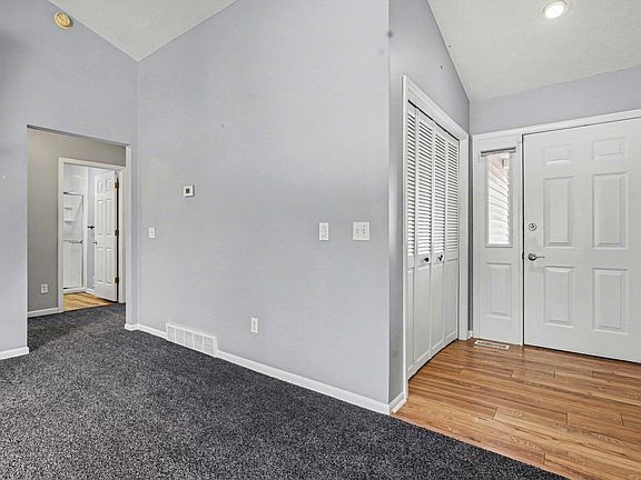 5th image of 8135 Robinbrook St