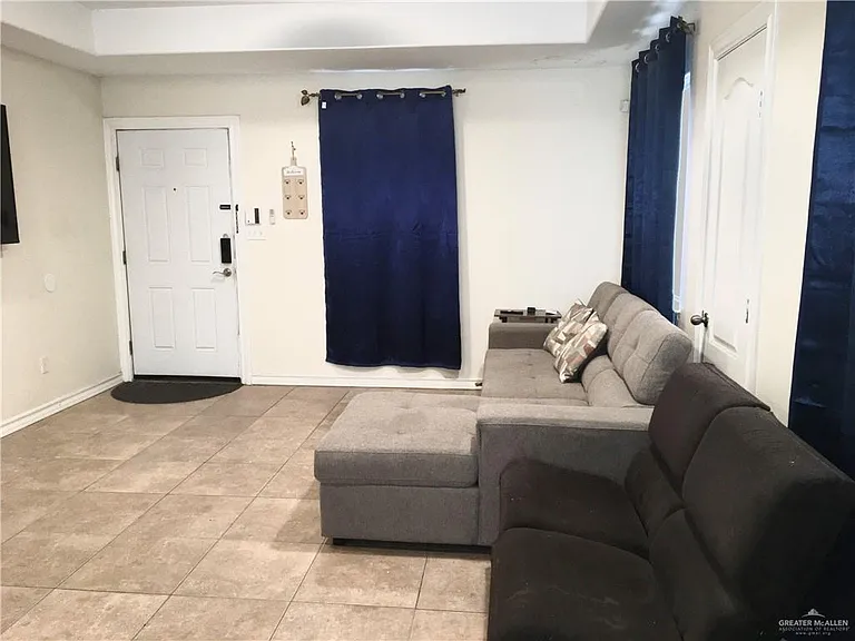 4008 Park Place Ave #1 — Photo 6