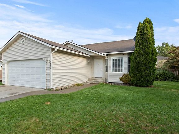 3rd image of 19313 E Flat Rock River Ln