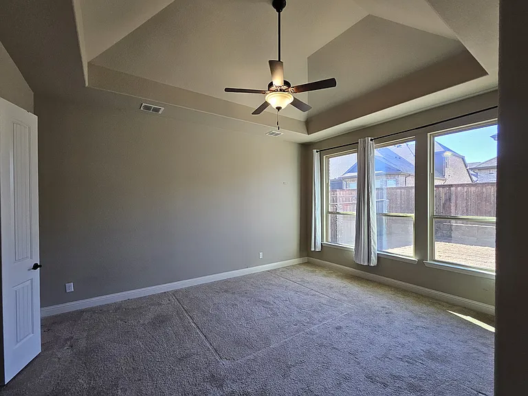 810 Elm Park Dr — Photo 38