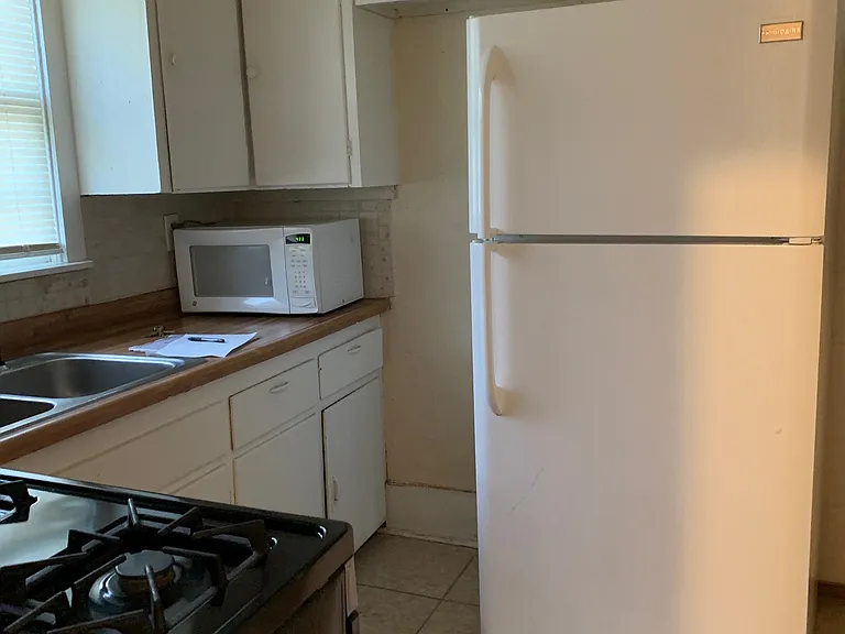 140 Linwood Ave #3 — Photo 5
