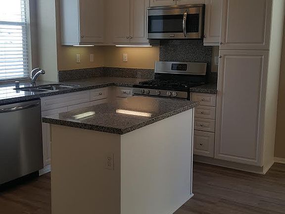3rd image of 10734 N Bank Dr