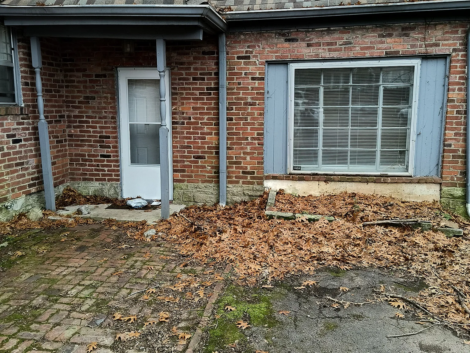 Studio, 400 sqft, $1,050 — Photo 1