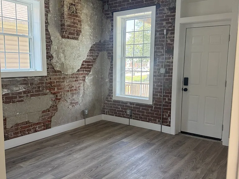 728 Good Hope St #101 — Photo 6