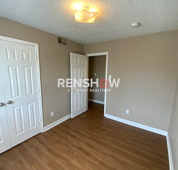 1401 Meeks St #D5 — Photo 12