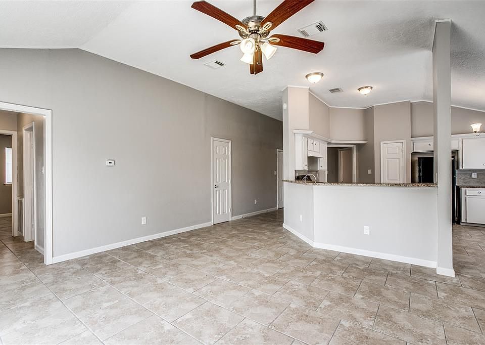 1st image of 20079 N Navaho Trl