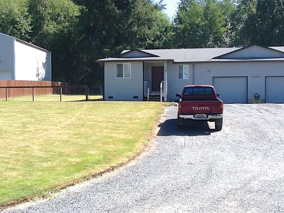 1st image of 4025 142nd Ave NE #A