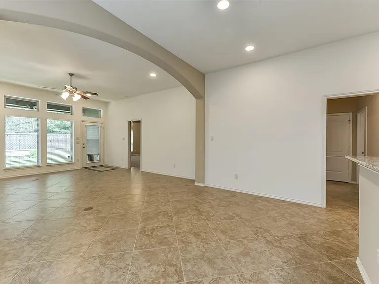 248 Clementine Ct — Photo 19