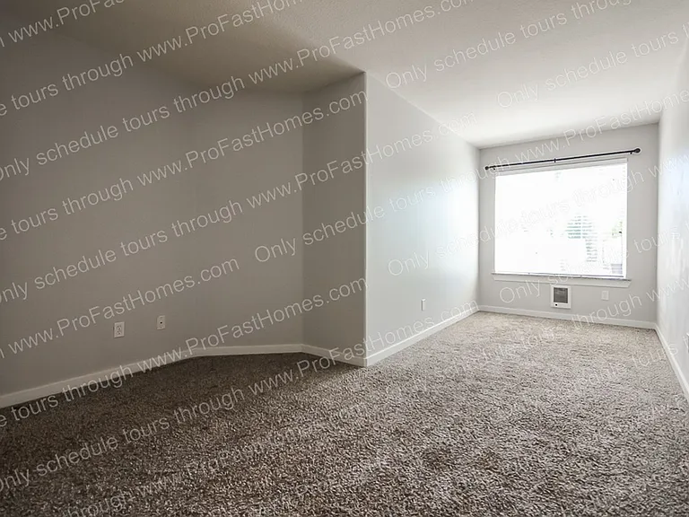 12530 SE Taggart St — Photo 14