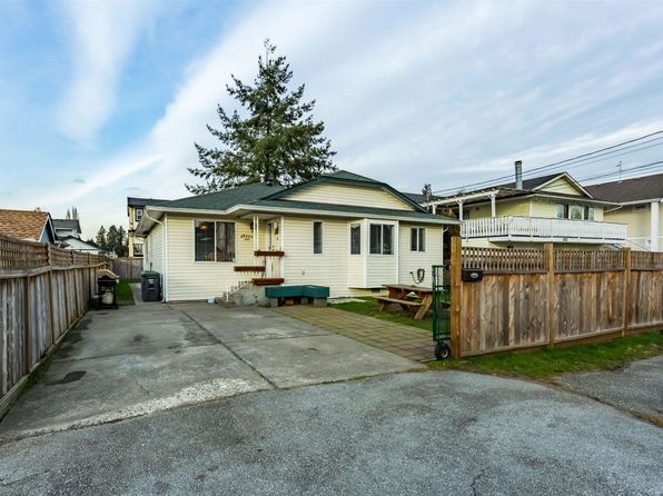 12717 114th Ave, Surrey, BC V3V 3P2