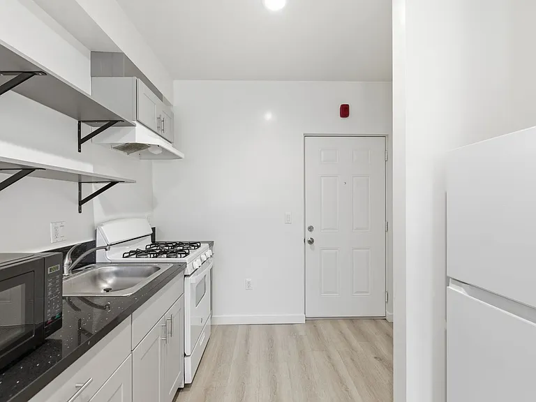 2025 New Jersey Street — Photo 17