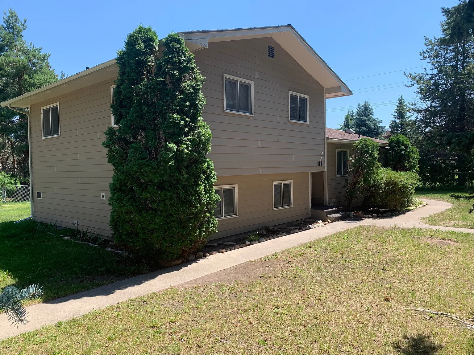 110 Van Sant Rd — Photo 1