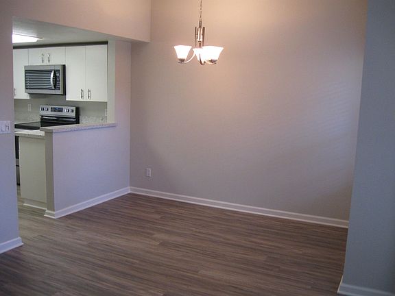 4th image of 1270 Cleveland Ave #331