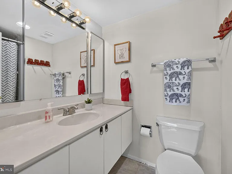 5901 Mount Eagle Dr #301 — Photo 15