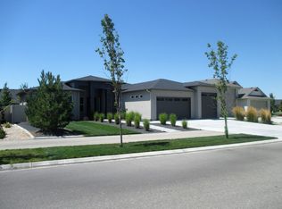 2589 E Granadillo Dr, Meridian, ID 83646