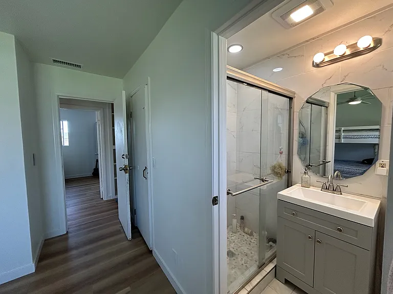 2510 W Harvard St — Photo 9