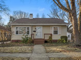 1003 W William St, Champaign, IL 61821