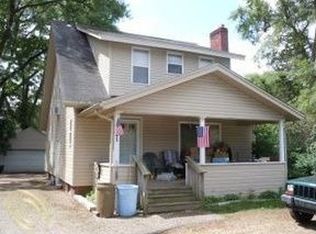 4041 W Walton Blvd, Waterford, MI 48329