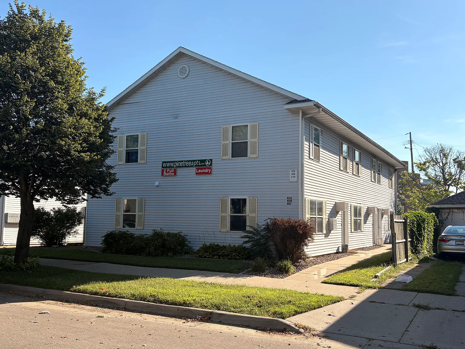 4 bed, 1200 sqft, $2,160 — Photo 1