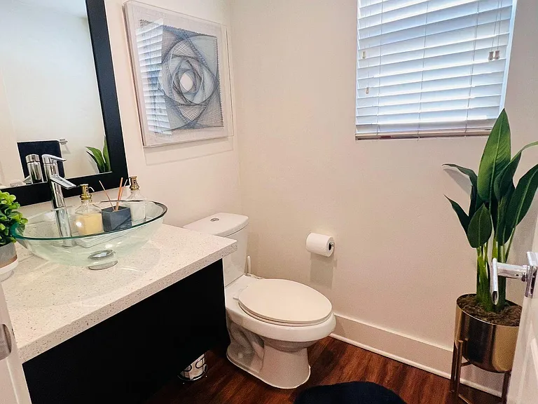 7855 Modern Oasis Dr — Photo 6