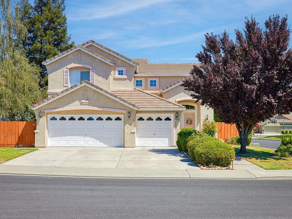 1st image of 1825 Delia Ct