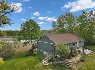 798 Gravel Ridge Rd, Leonard, MI 48367