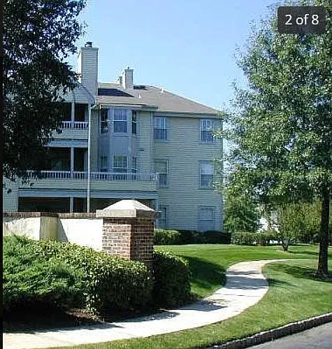 Building Photo - 115 Cascade Ct #8