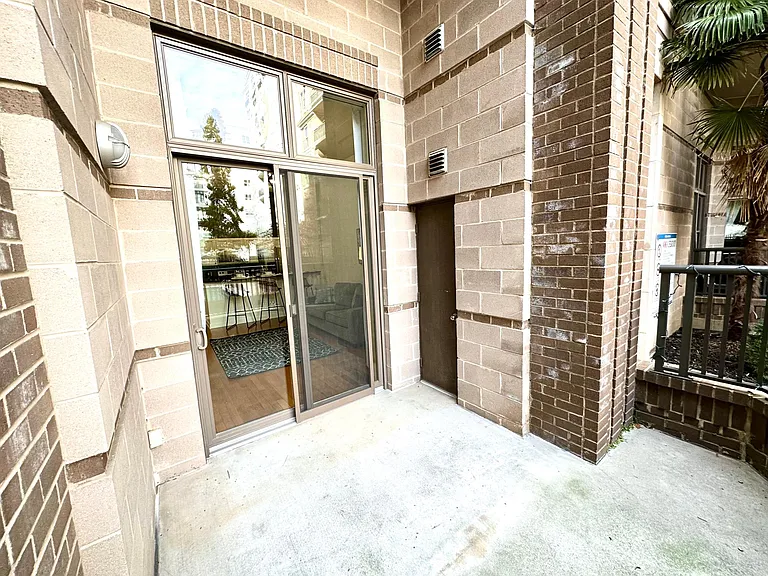 718 Trade St #104 — Photo 13