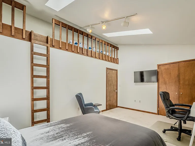 10808 Nicholsridge Rd — Photo 32