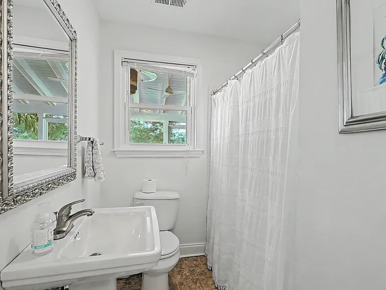 94 Gordon St — Photo 24