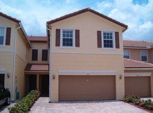 315 Versailles Ln, Vero Beach, FL 32960
