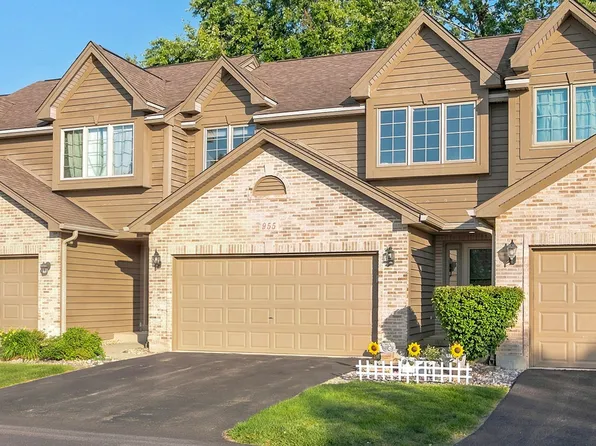 955 Ascot Dr, Elgin, IL 60123