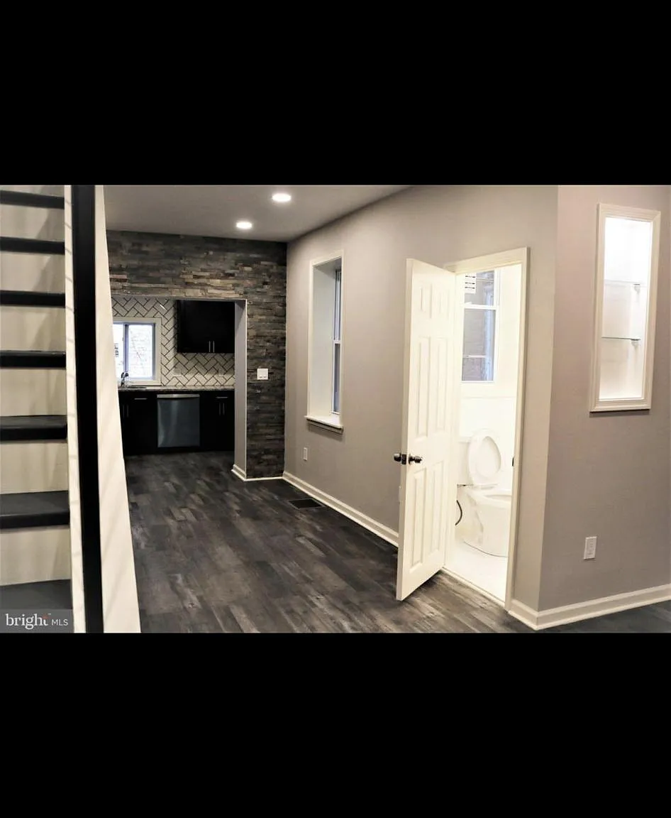 3119 N Judson St — Photo 1