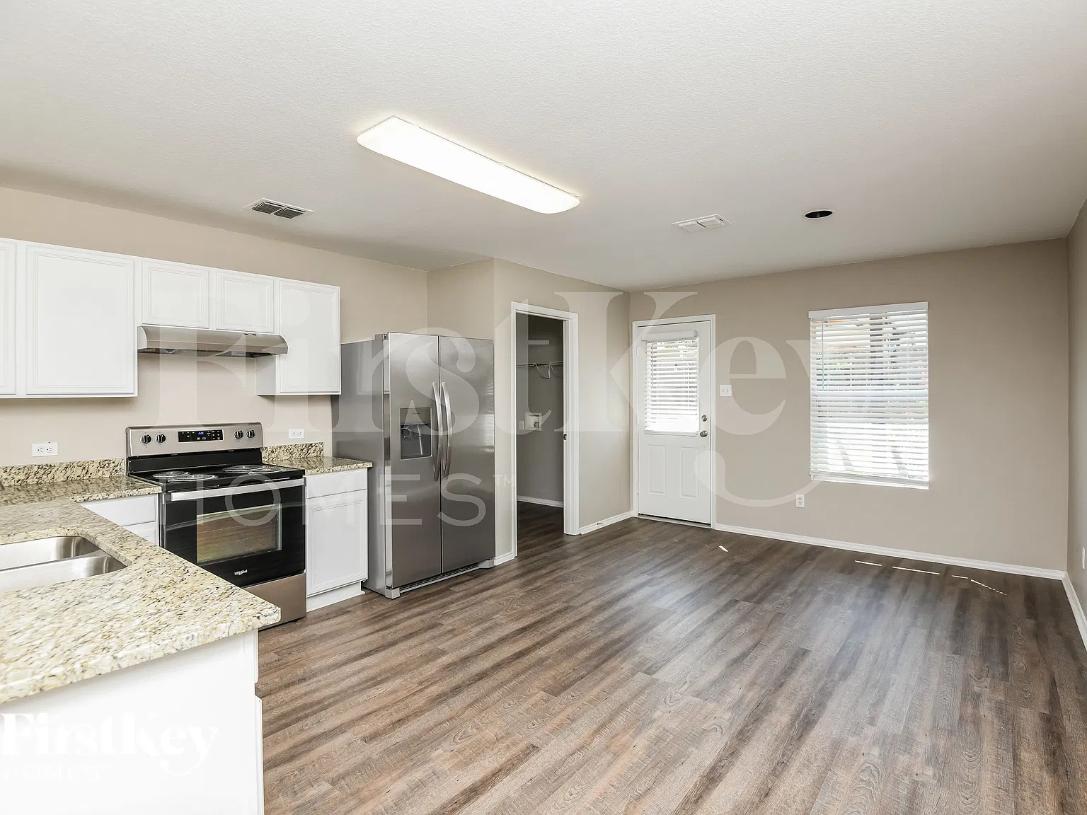 4 bed, 2.0 bath, 1760 sqft, $2,225 — Photo 4