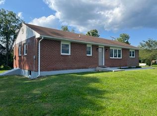 521 Sachs Rd, Gettysburg, PA 17325