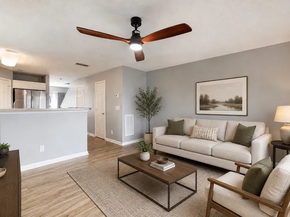 141 Shadow Glen Dr, Nashville, TN 37211