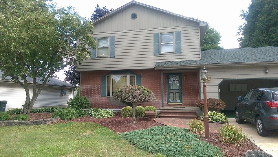 1st image of 3888 Jeanette Dr SE